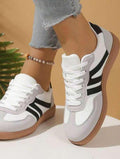 Ladies sneaker size 8