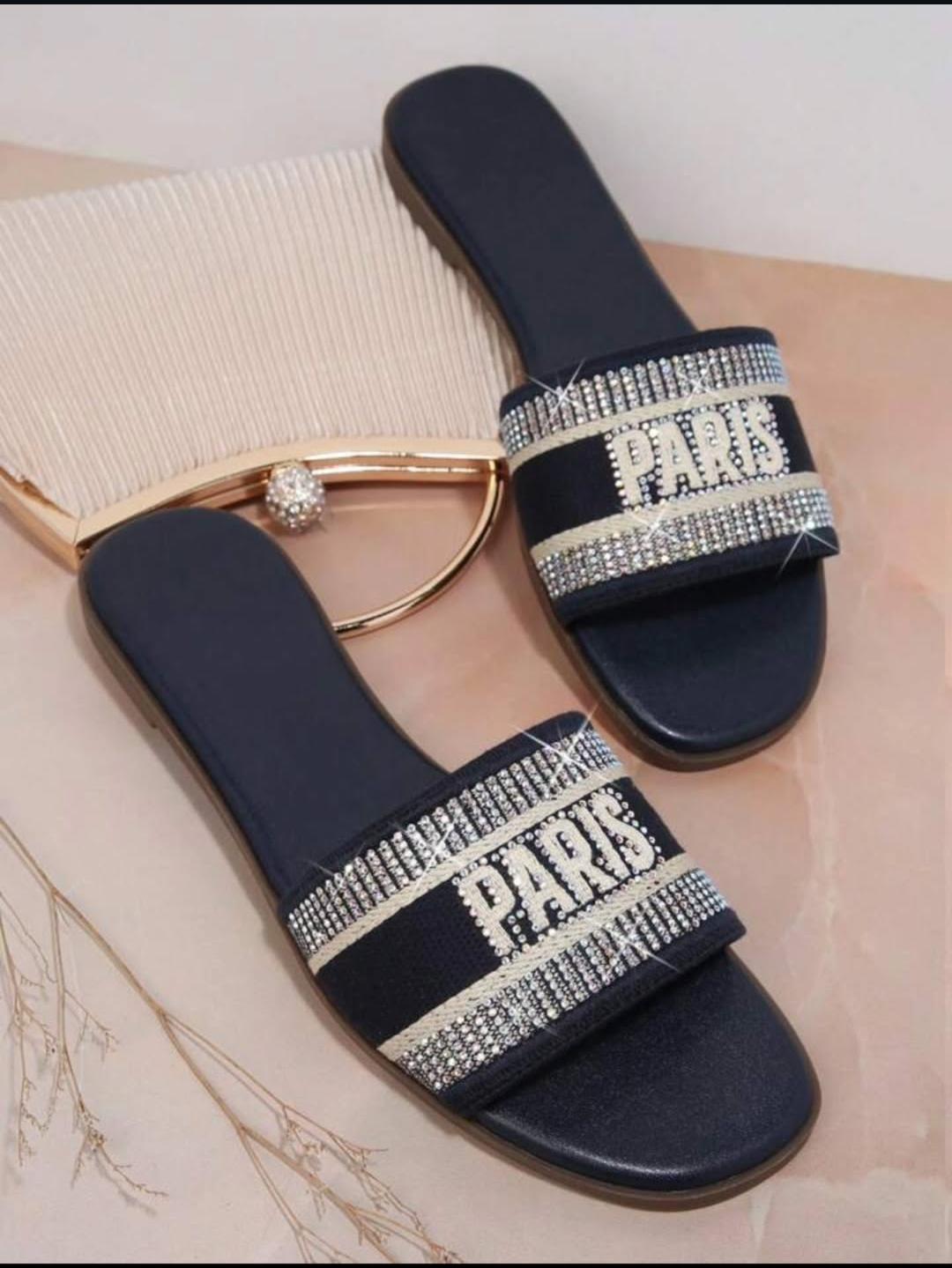 Ladies sandals 👡 size 8